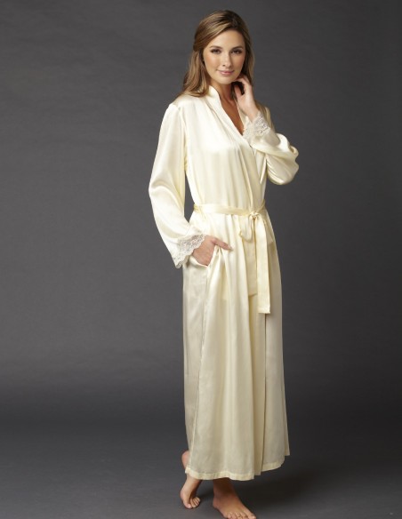 Robe de Chambre en Soie Indulgence